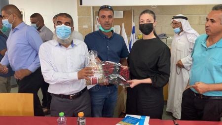 ميراف ميخائيلي في زيارة خاصة لقرية حورة 